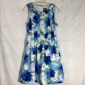 Vince Camuto Blue and Green Floral Vintage Vibes Knee Length Dress